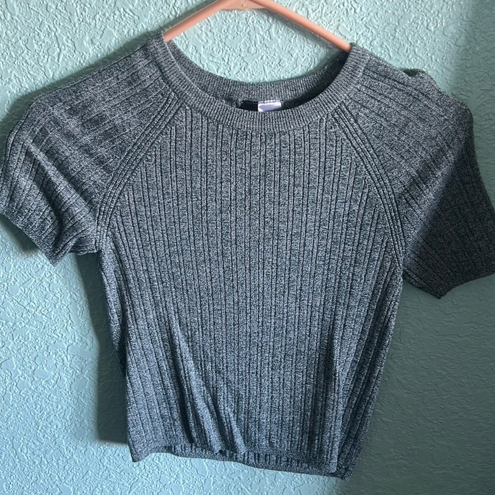 Divided green ribbed crop top